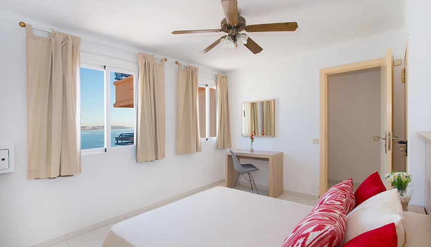 Apartamentos Cala Blanca Palmanova superior