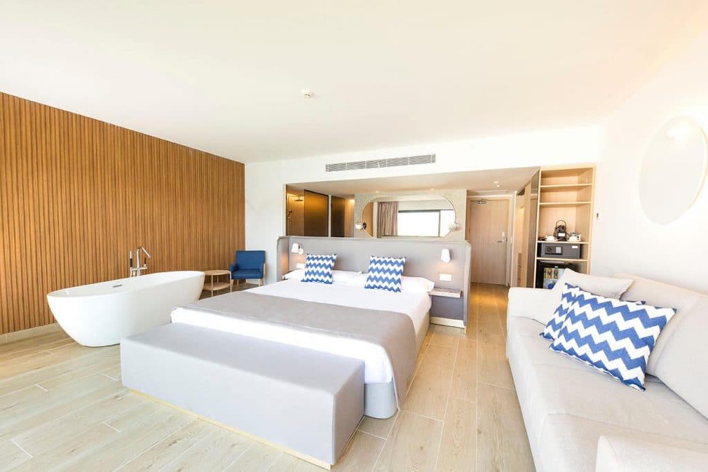 FERGUS Style Tobago suite