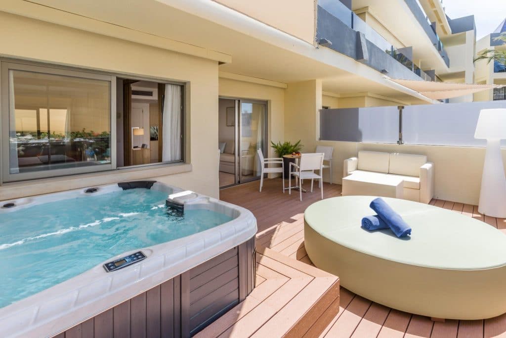 Zafiro Palmanova royal terrace apartment