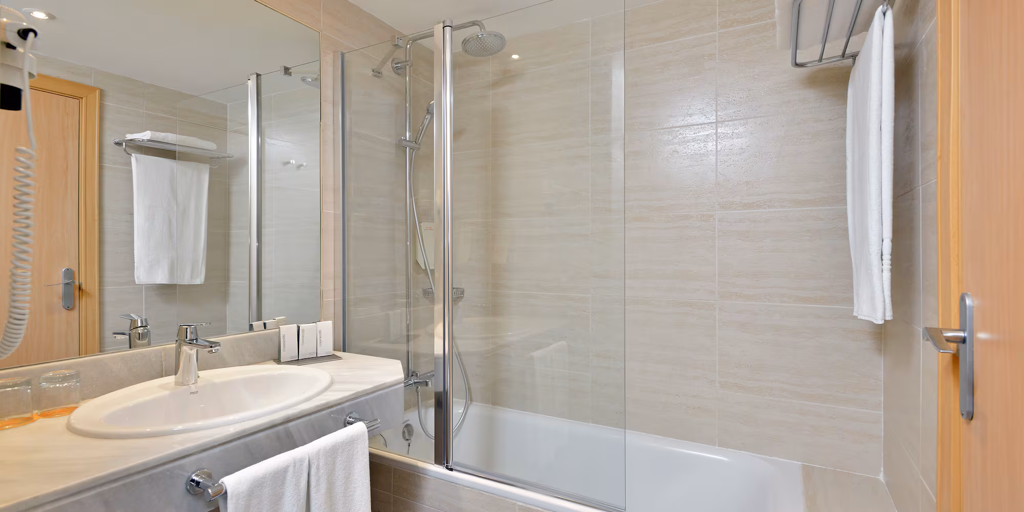 Sol Palmanova All Inclusive, hotel in Mallorca – bathroom