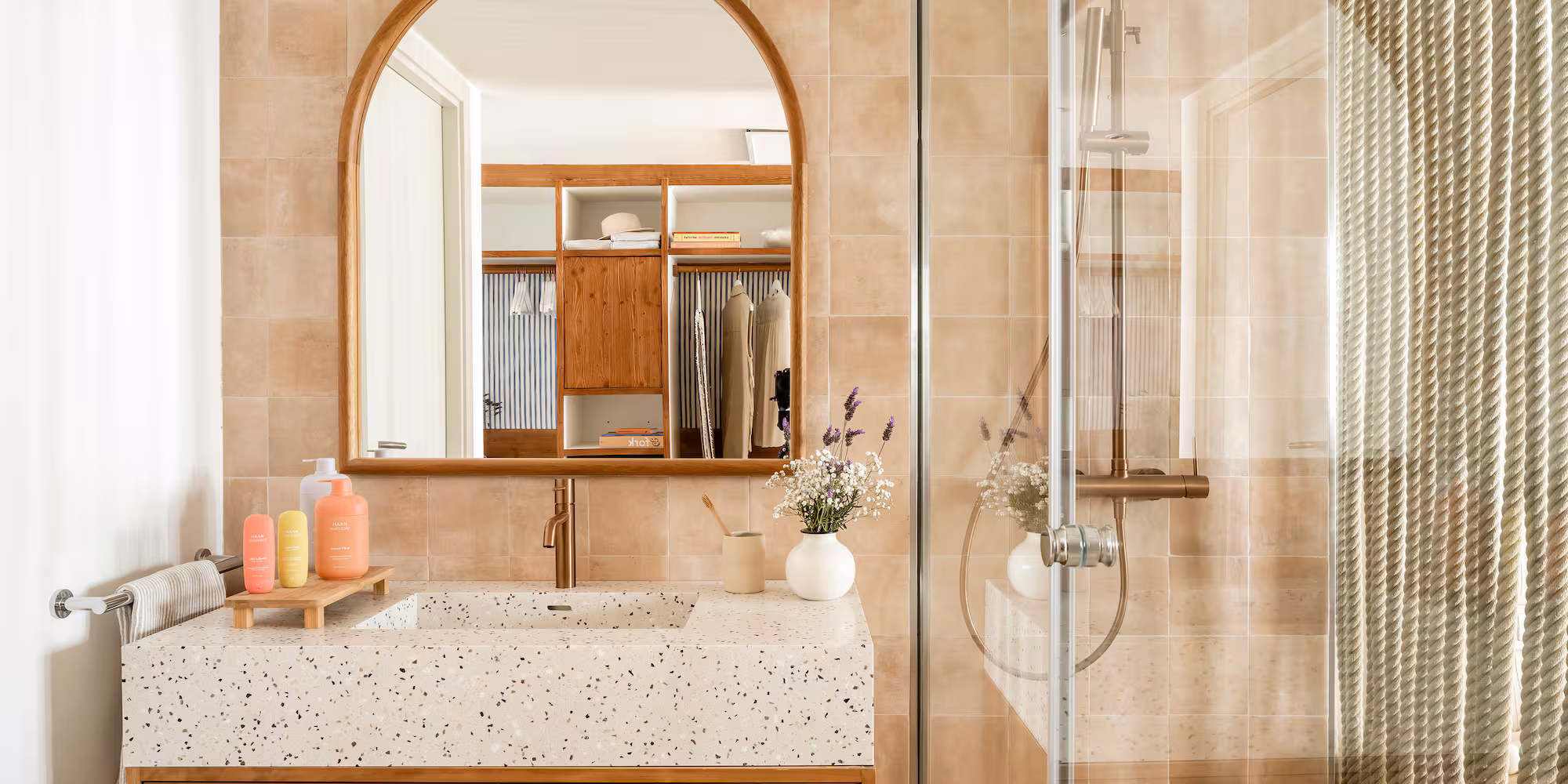 ZEL Mallorca, hotel in Palmanova – bathroom